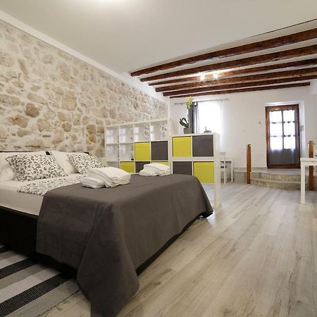 Zen Studio In Center Of Rovinj Zewnętrze zdjęcie